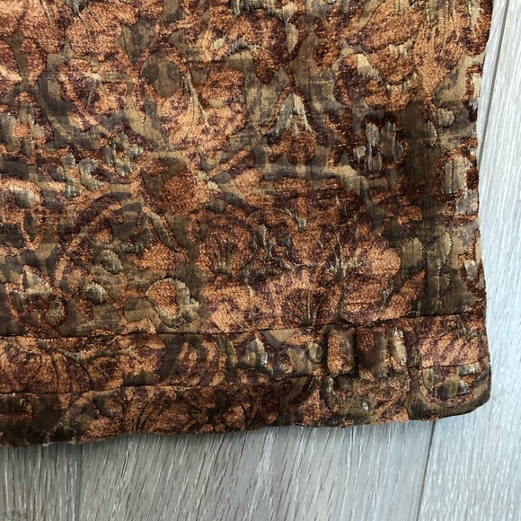 Beautiful vintage inspired silk blouse - Picture 4 of 6